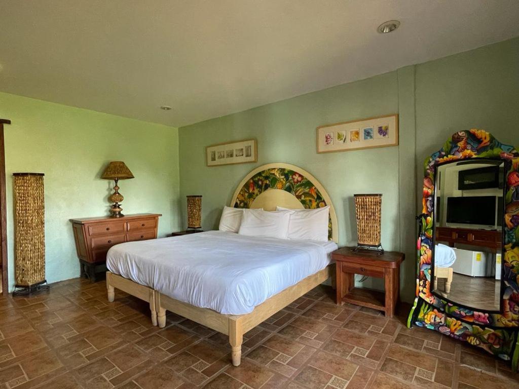 Eco Hotel Ixhi 파츠쿠아로 외부 사진