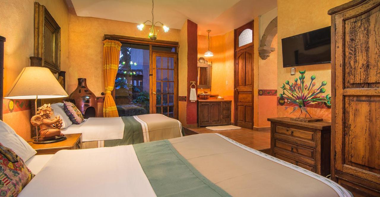 Eco Hotel Ixhi 파츠쿠아로 외부 사진