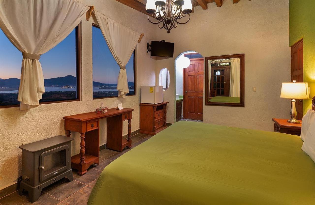 Eco Hotel Ixhi 파츠쿠아로 외부 사진